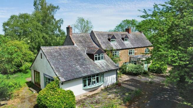 6 bed property, in Lambley Lodge Road, £1,100,000