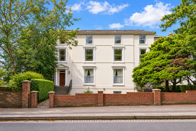 3 bed property, in Fonnereau Road, £250,000