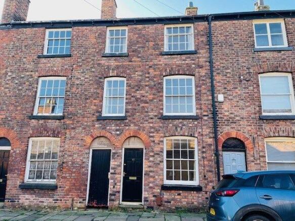 3 bed property, in Chapel Street, £269,950
