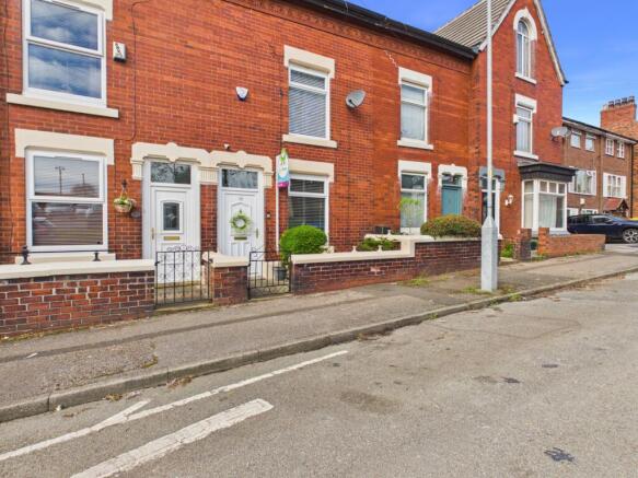 3 bed property, in Russell Street, £235,000