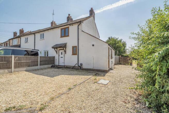 2 bed property, in Bewell Head, £260,000