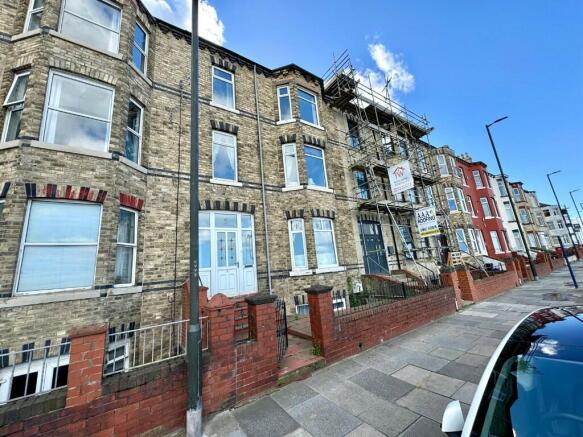 6 bed property, in Newcomen Terrace, £300,000