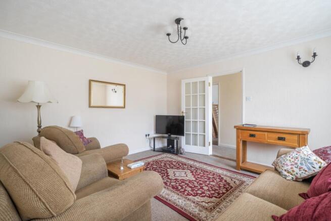2 bed property, in St. Peters Road, £250,000