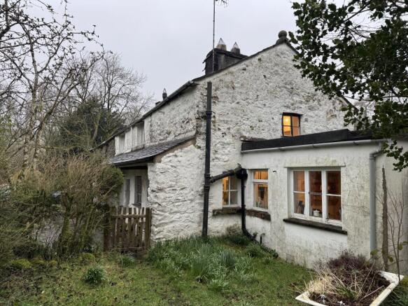 2 bed property, in Wray Cottage, £250,000