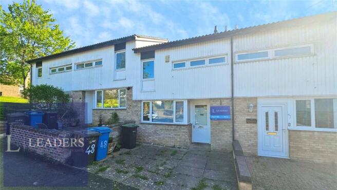 3 bed property, in Essex Avenue, £190,000
