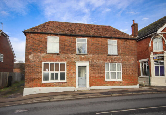 6 bed property, in High Street, £480,000