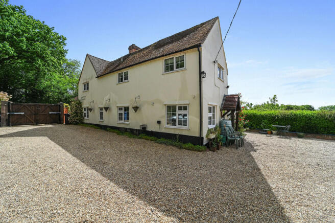 4 bed property, in Semer, £795,000