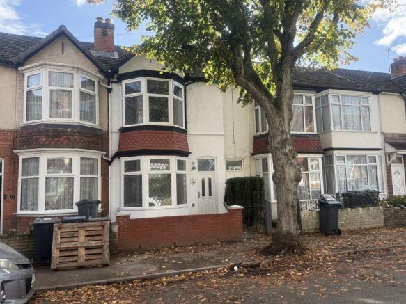 3 bed property, in Frances Road, £220,000