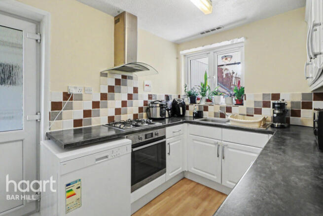 2 bed property, in Appletrees, £335,000