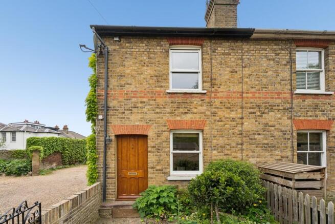 2 bed property, in Bangors Road South, £500,000