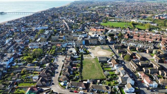 Land, in Land at Cannon Street and Golf Road, £350,000