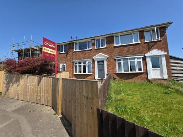 3 bed property, in Northwold Road, £139,950