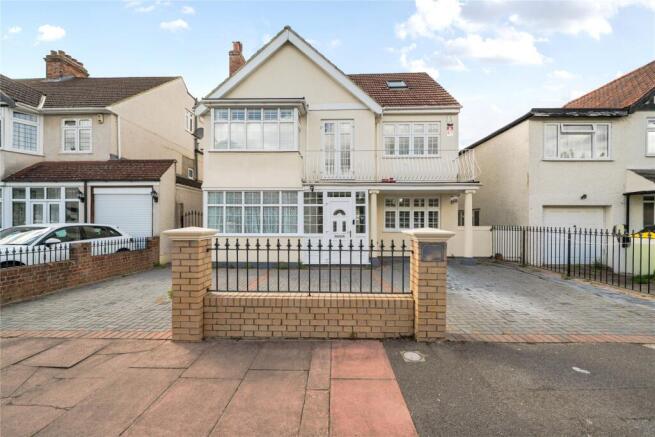 4 bed property, in Forster Road, £1,350,000