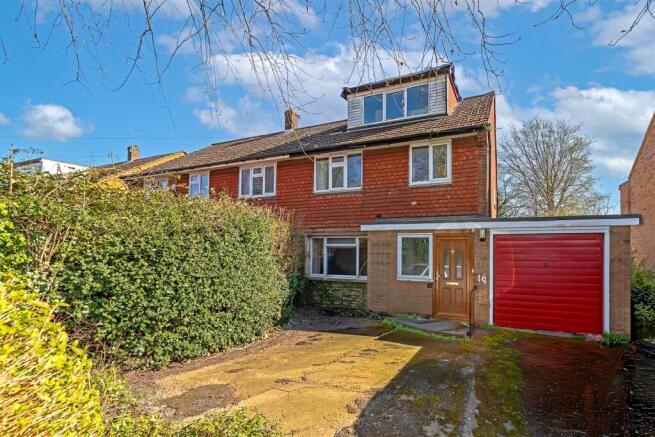 3 bed property, in Butterfield Road, £650,000