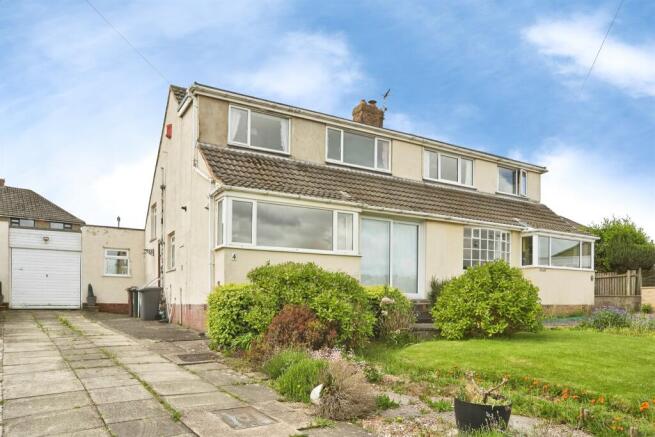 3 bed property, in Westburn Way, £170,000