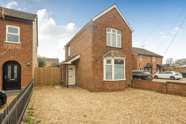 3 bed property, in West End, £280,000