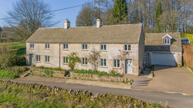 6 bed property, in Elkstone, £1,000,000