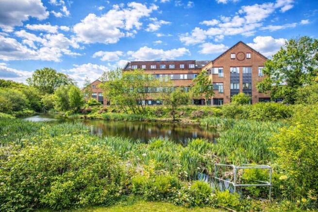 1 bed property, in Providence House, £135,000