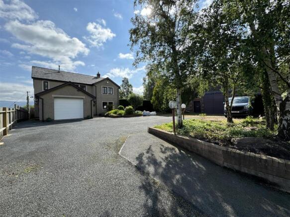 4 bed property, in North End, £625,000