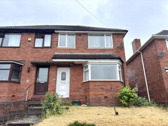 3 bed property, in Edale Road, £195,000