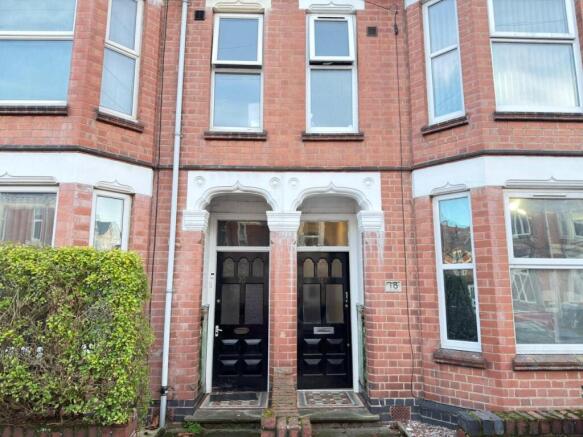6 bed property, in Clara Street, £360,000