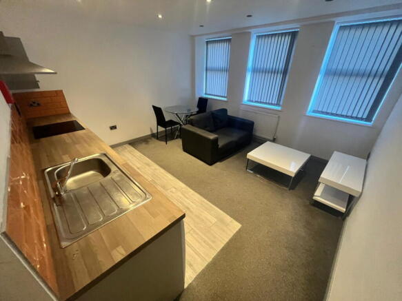 1 bed property, in Apartment 107 St. Peters House, £35,000