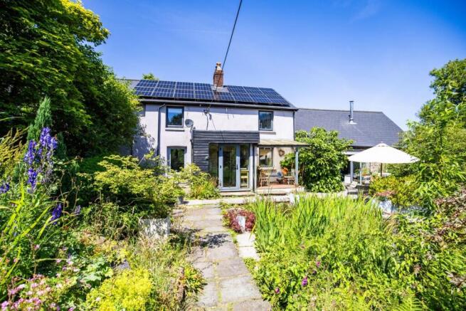 3 bed property, in Gelliwrgan Farm, £785,000