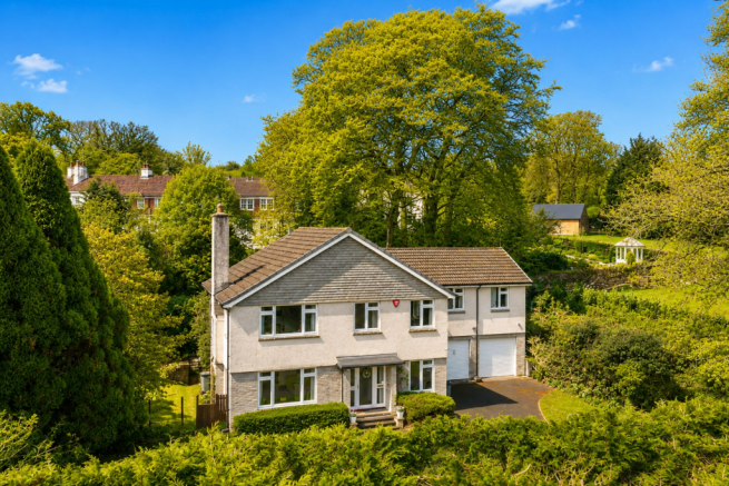 4 bed property, in 9 Clonway, £749,950