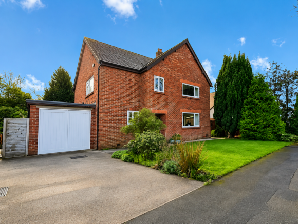 5 bed property, in Abbotsway, £539,950