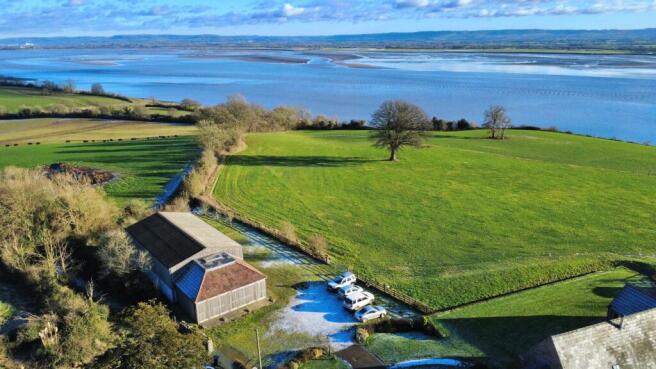 4 bed property, in Barn Conversation at Hop House, £450,000