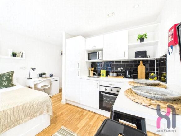 1 bed property, in A Liverpool One, £25,000