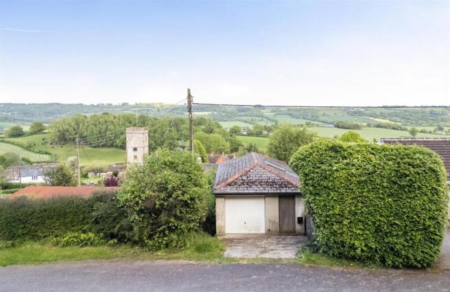 Land, in Yarcombe, £50,000