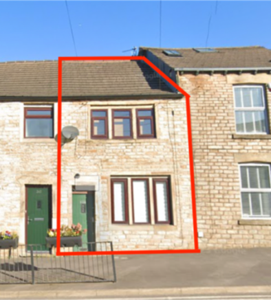 1 bed property, in Oldham Road, £180,000