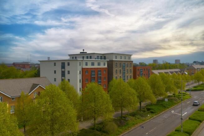 2 bed property, in The Granary, £122,000