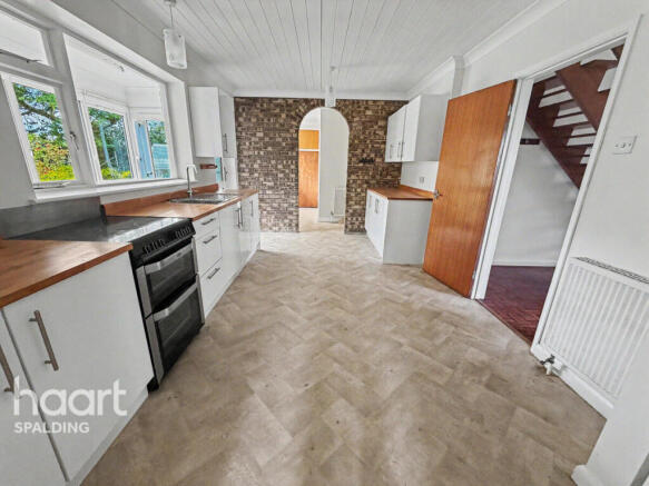 3 bed property, in Gedney Hill PE12, £500,000