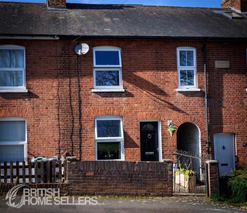 2 bed property, in Pembury Grove, £300,000
