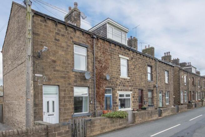 2 bed property, in 1 Aireside, £219,950
