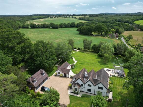 6 bed property, in Park Corner Lane, £2,350,000