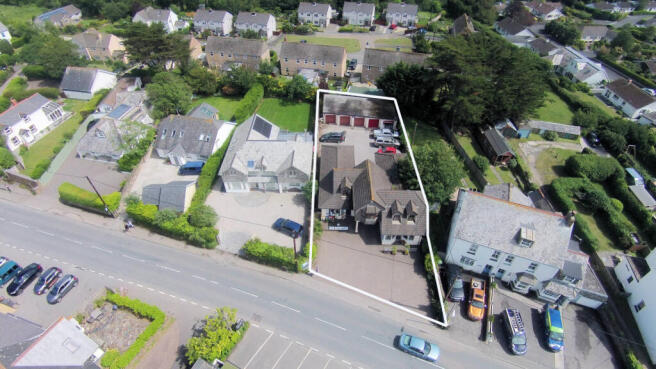 2 bed property, in Rock Road, £895,000