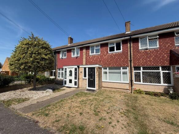 3 bed property, in Courtfield Road, £425,000