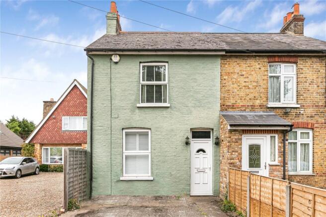 2 bed property, in Ashford Road, £400,000