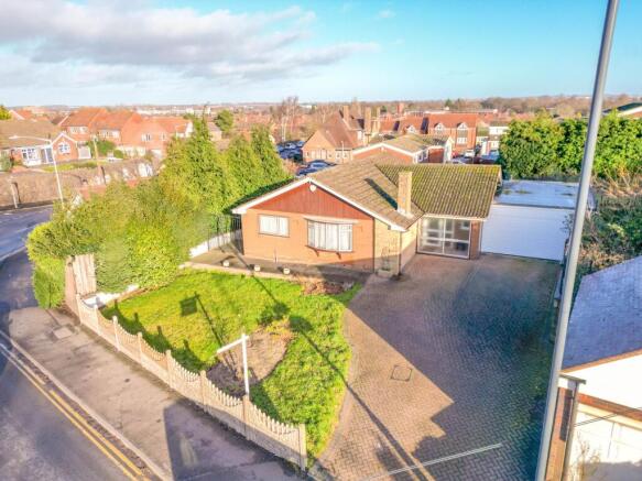 3 bed property, in College Street, £340,000