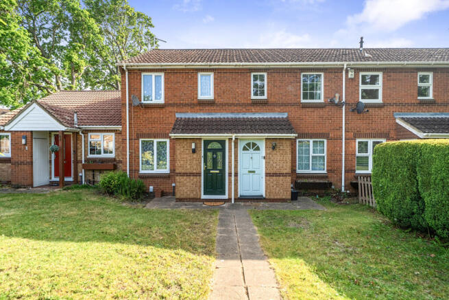 2 bed property, in Trewarden Avenue, £385,000