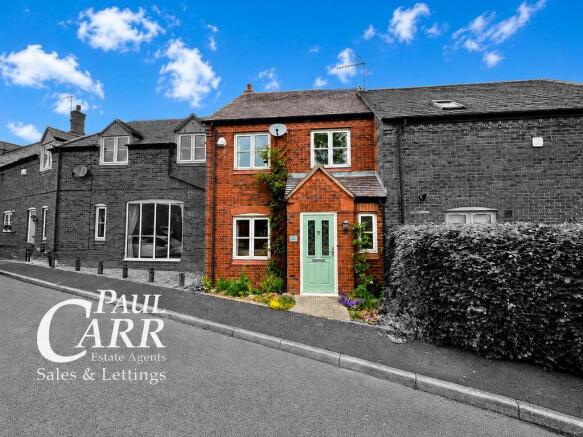 3 bed property, in Two Trees Close, £350,000