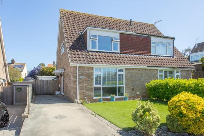 3 bed property, in Shearwater Avenue, £350,000