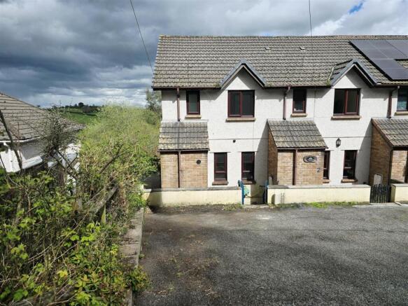 2 bed property, in Dockacre Court, £207,500