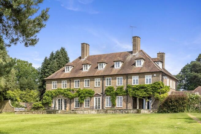 7 bed property, in Grouse Road, £3,500,000