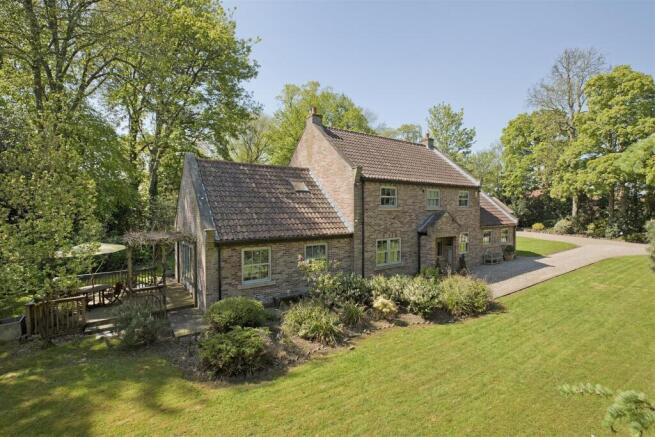 5 bed property, in Lorveney House, £1,250,000