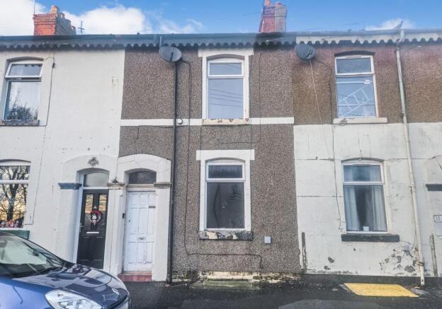 3 bed property, in 40 Percy Street, £25,000