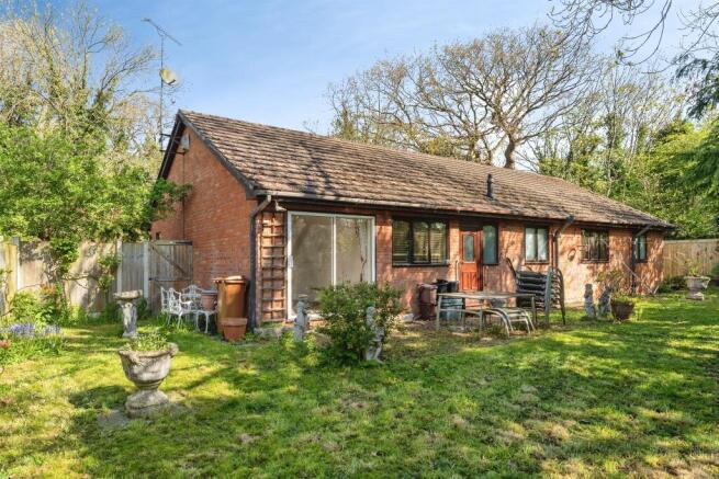 3 bed property, in Rawson Road, £375,000